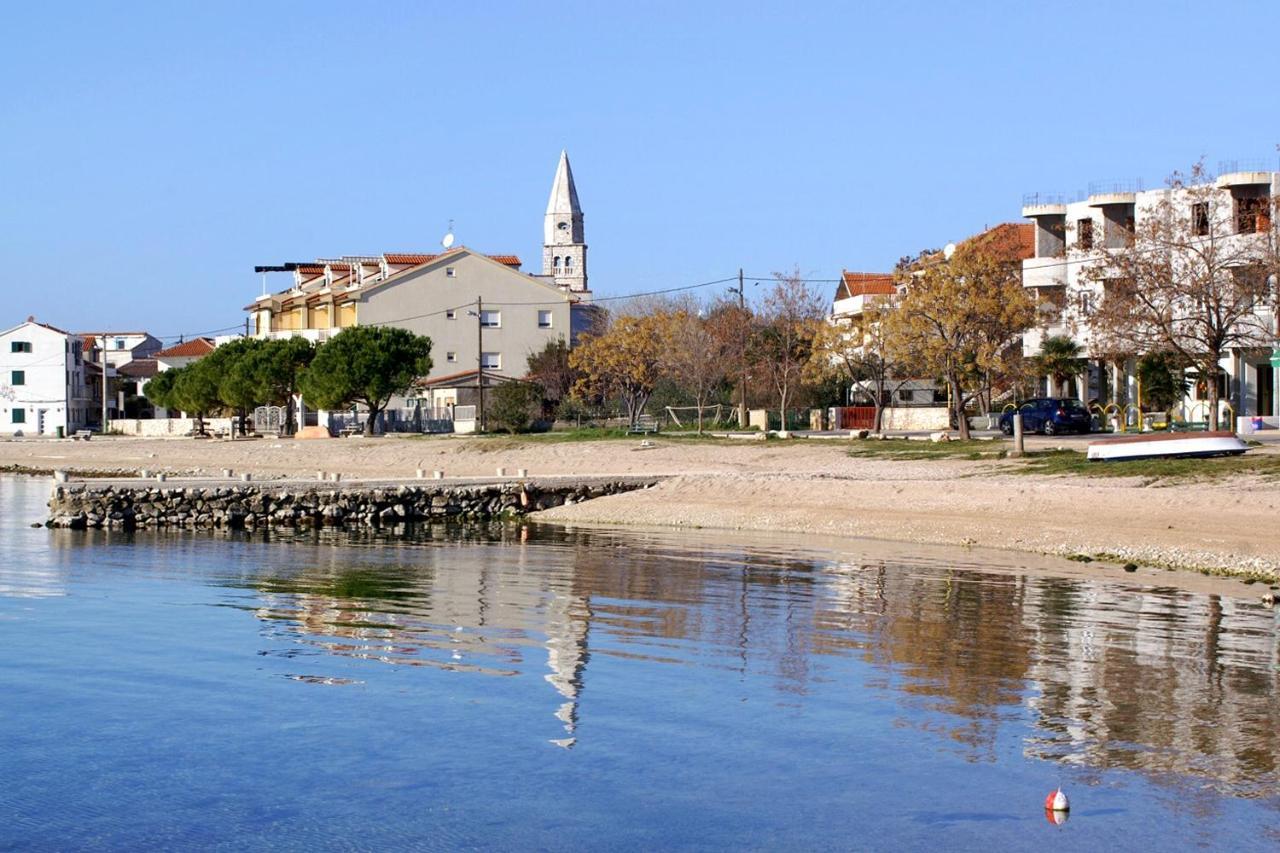 Apartments By The Sea Turanj, Biograd - 364 외부 사진