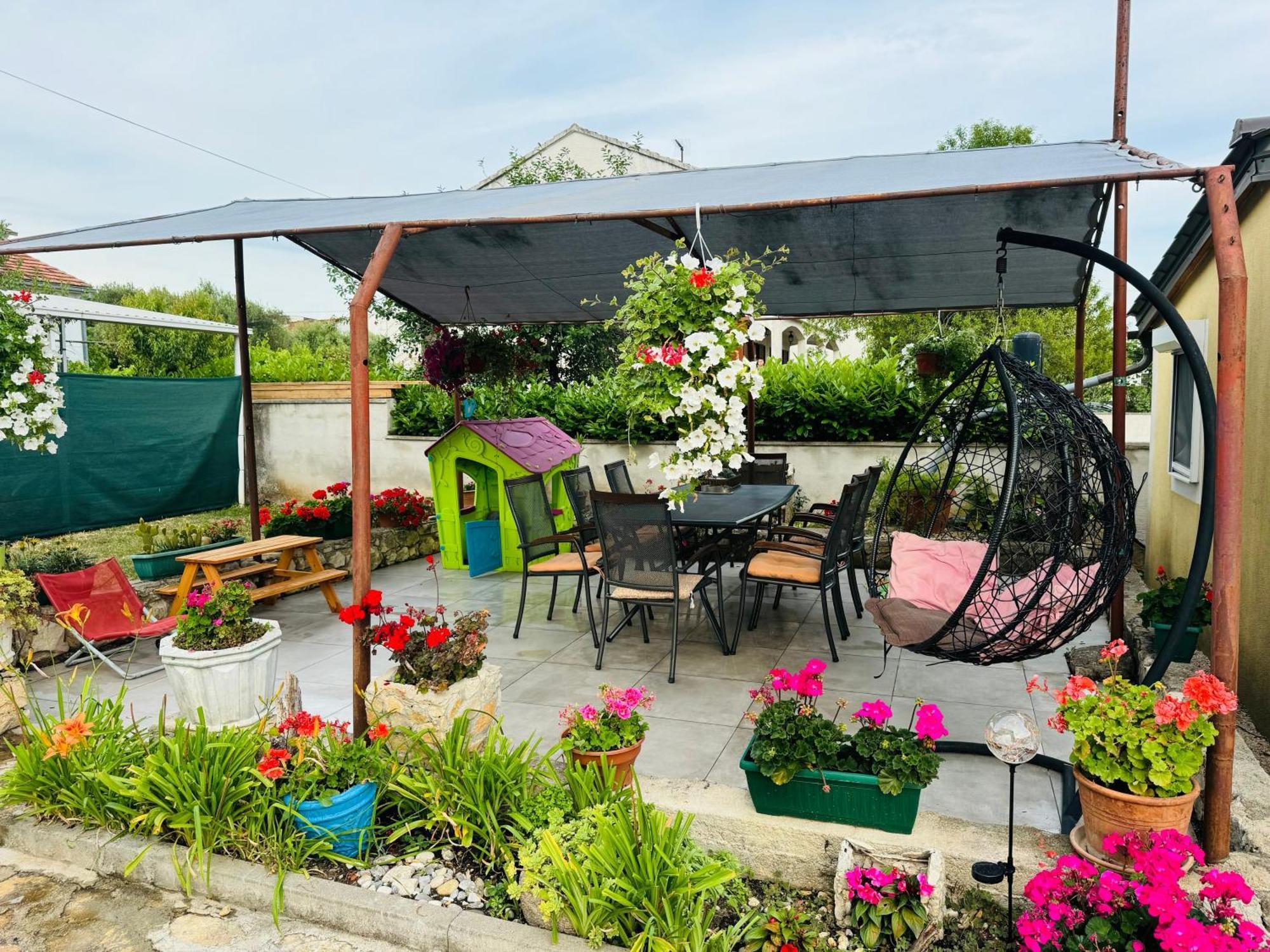 Apartments By The Sea Turanj, Biograd - 364 외부 사진